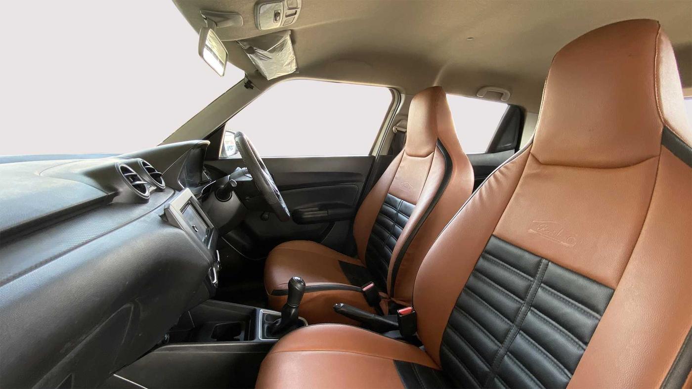 2019 Maruti Swift LXI D, Petrol, Manual, 21,741 km, Right Side Front Door Cabin