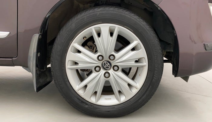 2018 Toyota Innova Crysta 2.8 ZX AT 7 STR, Diesel, Automatic, 42,625 km, Right Front Wheel