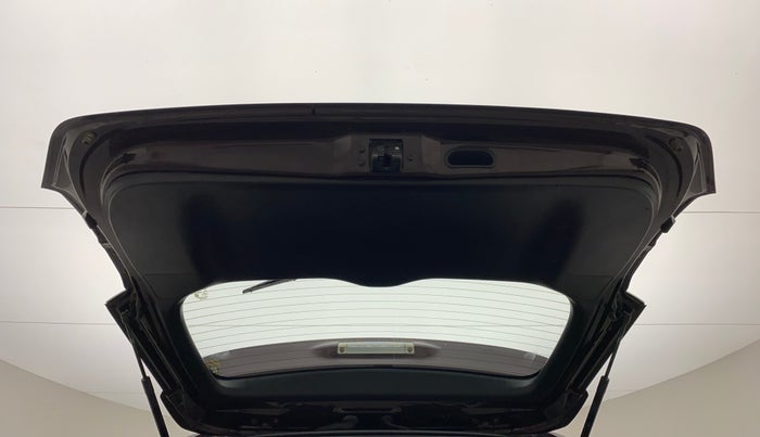2018 Toyota Innova Crysta 2.8 ZX AT 7 STR, Diesel, Automatic, 42,625 km, Boot Door Open