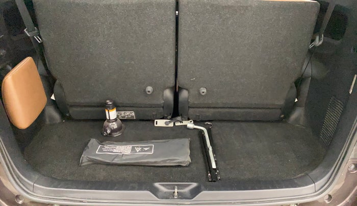 2018 Toyota Innova Crysta 2.8 ZX AT 7 STR, Diesel, Automatic, 42,625 km, Boot Inside