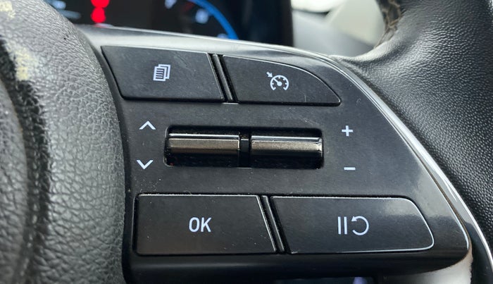 2020 Hyundai NEW I20 ASTA (O) 1.2 MT, Petrol, Manual, 56,317 km, Adaptive Cruise Control