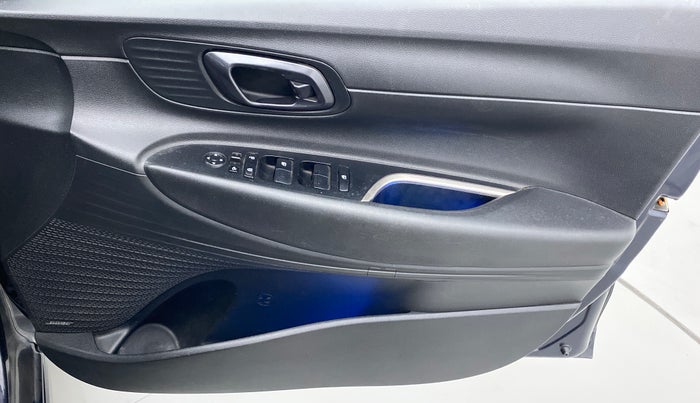 2020 Hyundai NEW I20 ASTA (O) 1.2 MT, Petrol, Manual, 56,317 km, Driver Side Door Panels Control