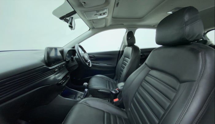 2020 Hyundai NEW I20 ASTA (O) 1.2 MT, Petrol, Manual, 56,317 km, Right Side Front Door Cabin