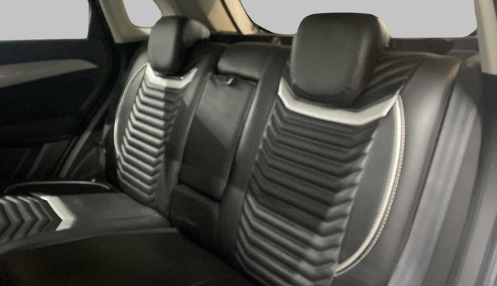 2020 Maruti Vitara Brezza ZXI +, Petrol, Manual, 52,498 km, Right Side Rear Door Cabin
