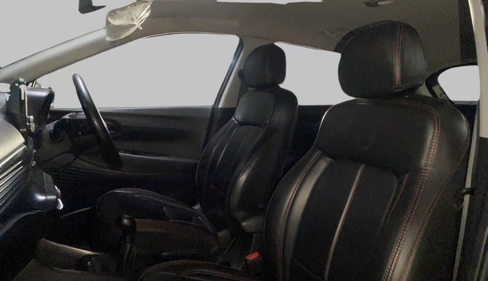 2021 Hyundai NEW I20 SPORTZ 1.2 MT, Petrol, Manual, 19,880 km, Right Side Front Door Cabin