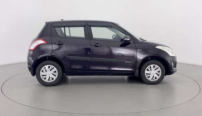 2017 Maruti Swift VXI OPT, Petrol, Manual, 33,705 km, Right Side View