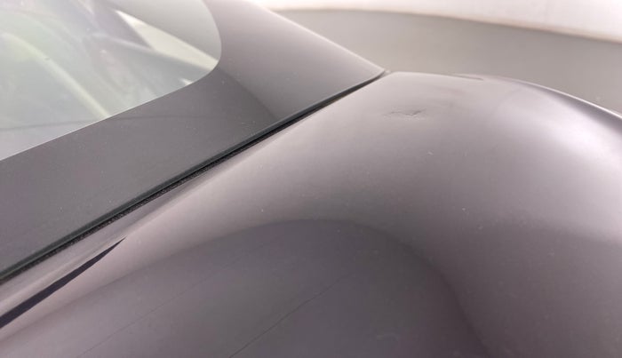 2017 Maruti Swift VXI OPT, Petrol, Manual, 33,705 km, Dicky (Boot door) - Slightly dented
