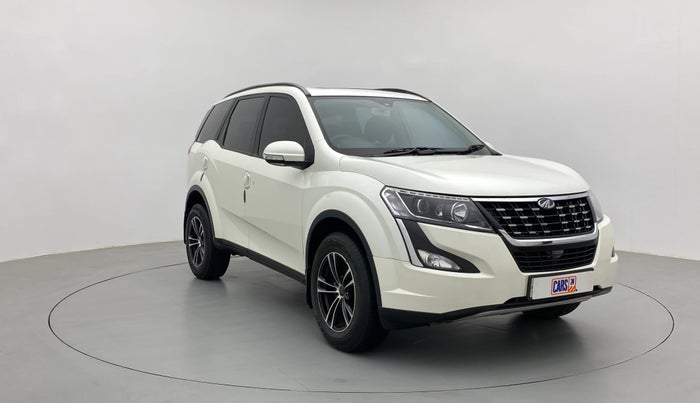 2020 Mahindra XUV500 W9, Diesel, Manual, 42,175 km, Right Front Diagonal