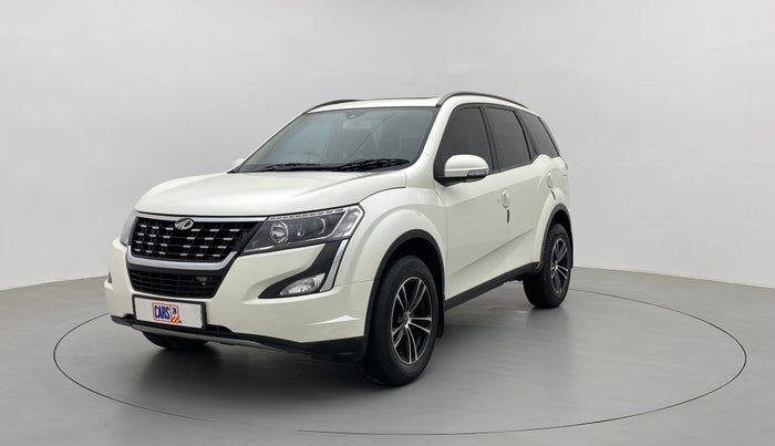 2020 Mahindra XUV500 W9, Diesel, Manual, 42,175 km, Left Front Diagonal