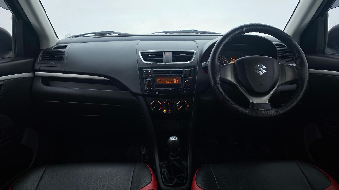 2016 Maruti Swift VXI D, Petrol, Manual, 52,664 km, Dashboard