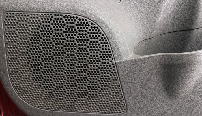 2017 Mahindra Kuv100 K2 6 STR, Petrol, Manual, 55,670 km, Speaker