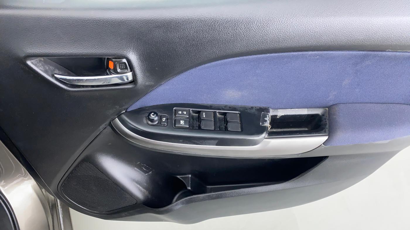 2020 Maruti Baleno DELTA PETROL 1.2, Petrol, Manual, 23,578 km, Driver Side Door Panels Control