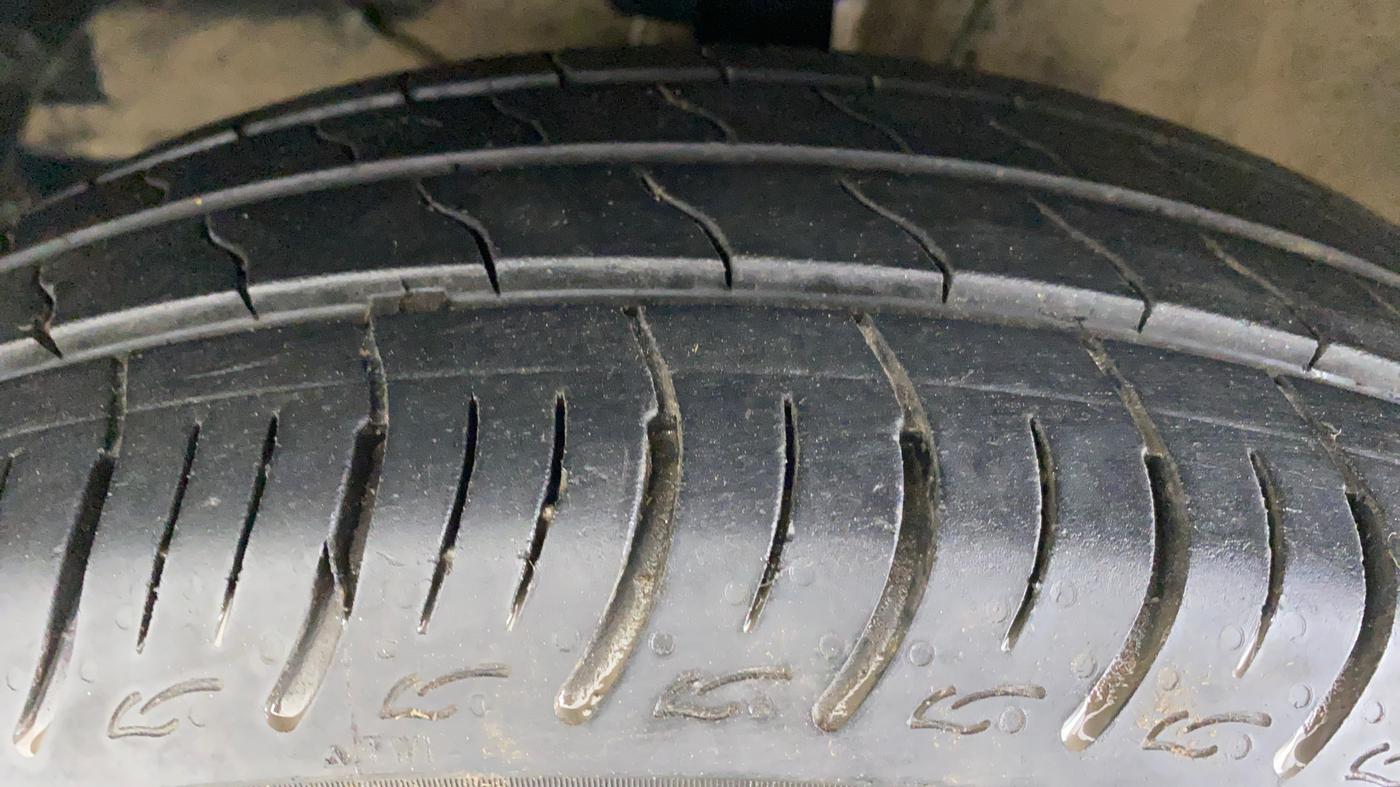 2020 Maruti Baleno DELTA PETROL 1.2, Petrol, Manual, 23,578 km, Left Front Tyre Tread