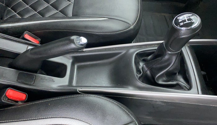 2020 Maruti Baleno DELTA PETROL 1.2, Petrol, Manual, 23,578 km, Gear Lever