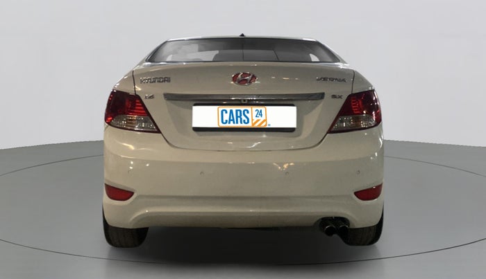 2011 Hyundai Verna FLUIDIC 1.6 CRDI SX OPT, Diesel, Manual, 91,958 km, Back/Rear