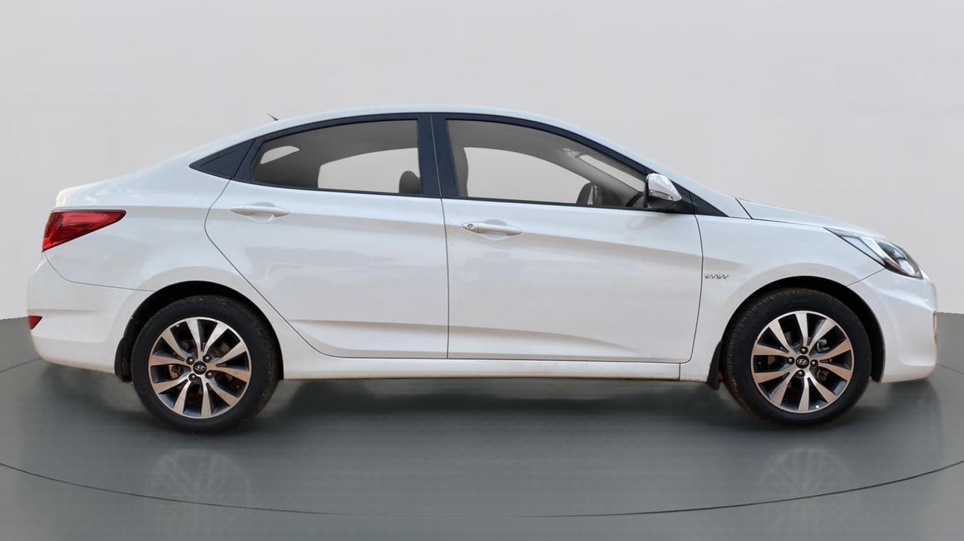 2014 Hyundai Verna FLUIDIC 1.4 VTVT CX, Petrol, Manual, 69,349 km, Right Side View