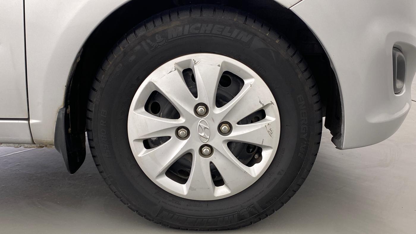 2012 Hyundai i10 SPORTZ 1.2 KAPPA2, Petrol, Manual, 31,087 km, Right Front Wheel