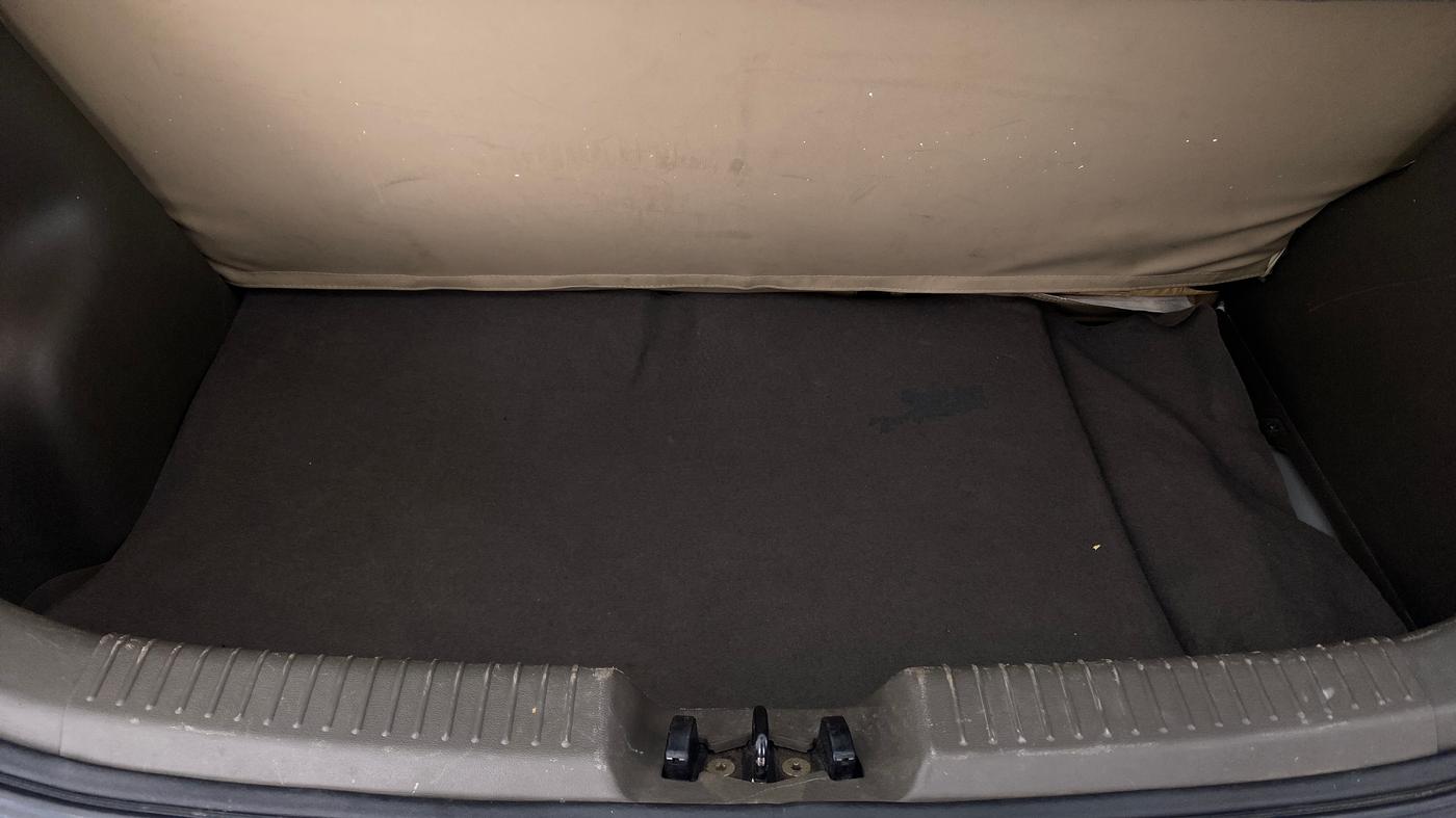 2012 Hyundai i10 SPORTZ 1.2 KAPPA2, Petrol, Manual, 31,087 km, Boot Inside