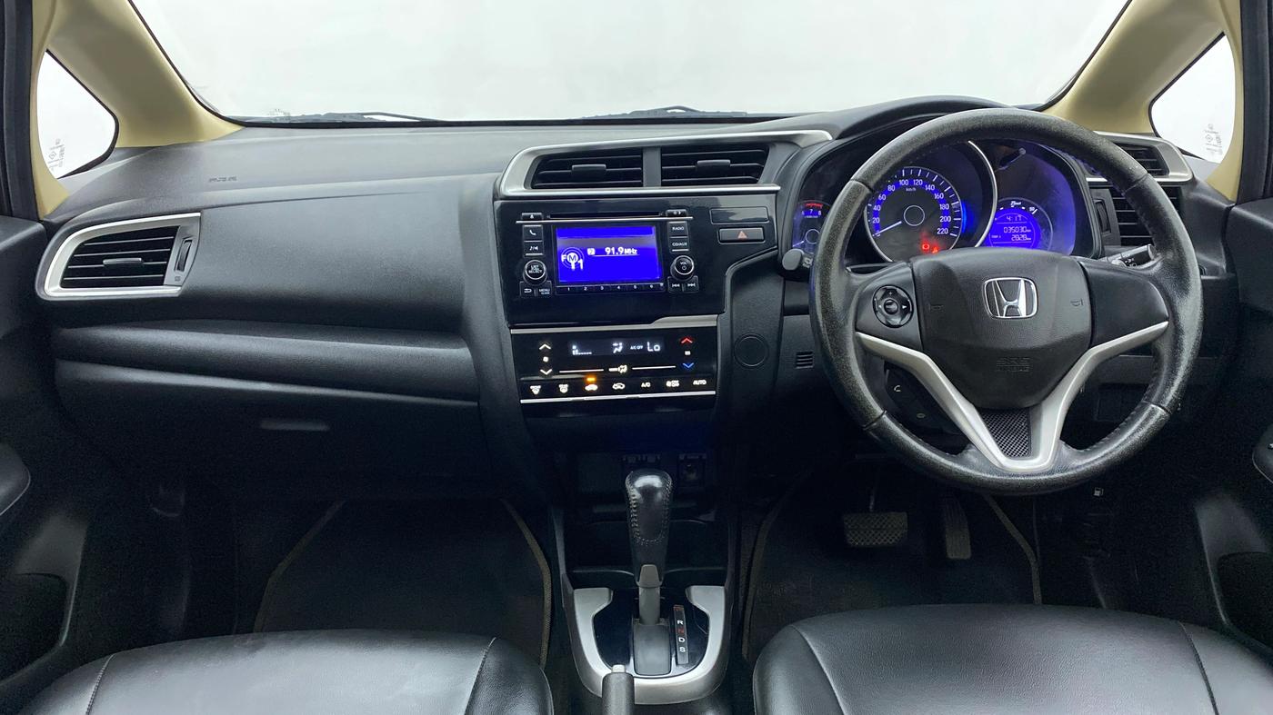 2016 Honda Jazz 1.2 V AT, Petrol, Automatic, 35,031 km, Dashboard