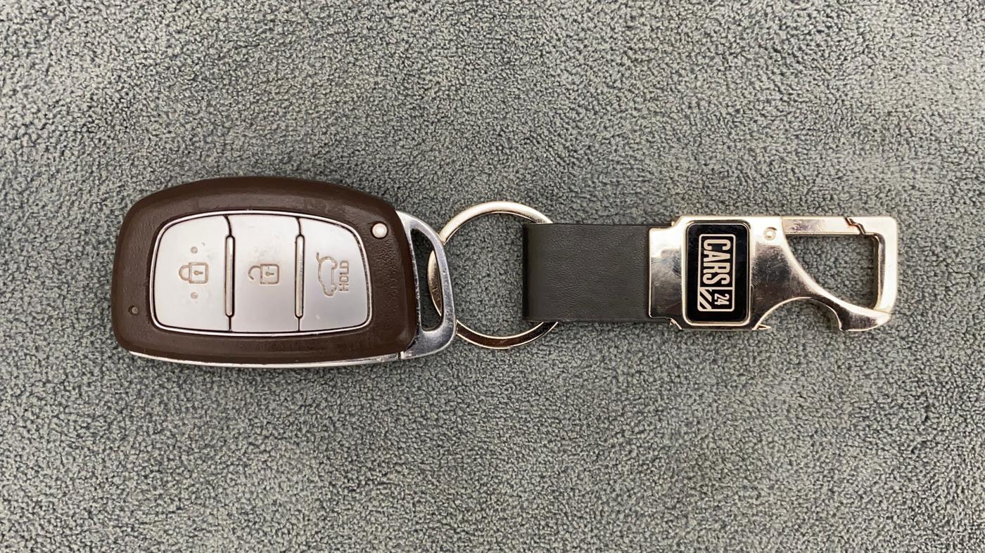 2018 Hyundai Creta SX PLUS 1.6 PETROL, Petrol, Manual, 57,288 km, Key Close Up