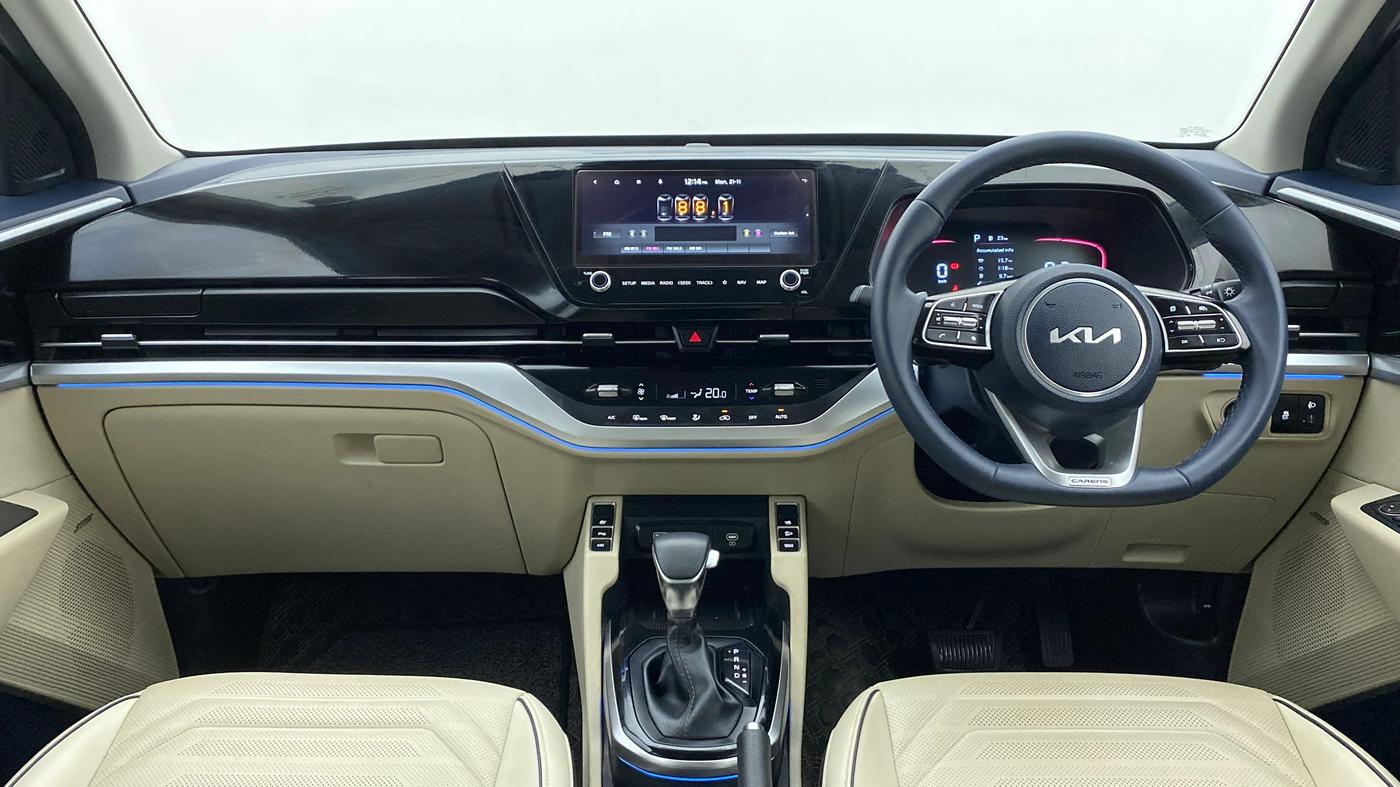2022 KIA CARENS LUXURY PLUS 1.5D AT 7STR, Diesel, Automatic, 15,574 km, Dashboard