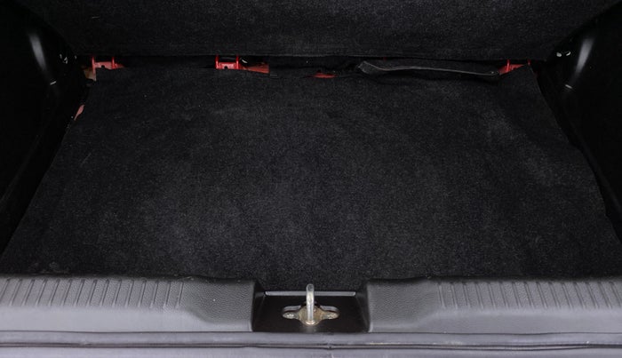 2021 Maruti Swift VXI D, Petrol, Manual, 37,924 km, Boot Inside