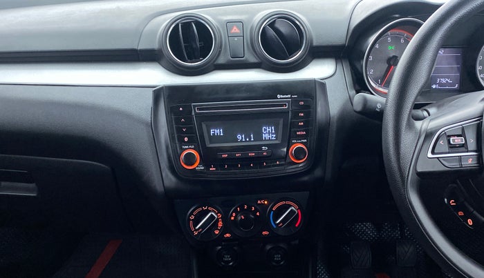 2021 Maruti Swift VXI D, Petrol, Manual, 37,924 km, Air Conditioner