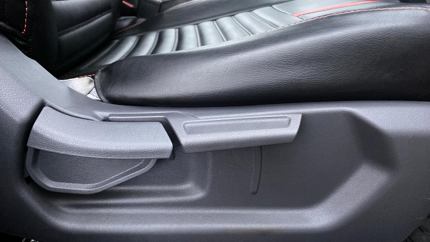 2020 Hyundai GRAND I10 NIOS SPORTZ 1.2 AT, Petrol, Automatic, 6,181 km, Driver Side Adjustment Panel