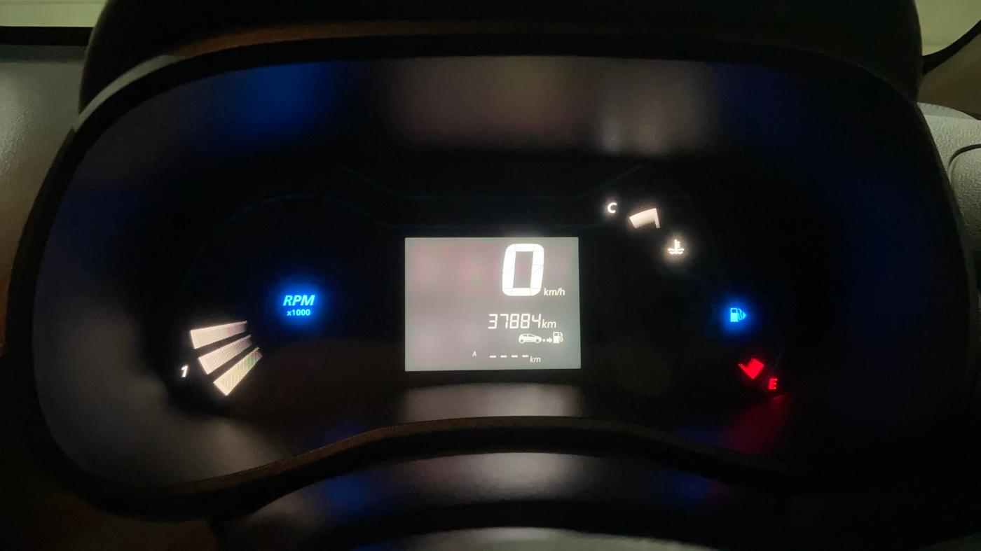 2022 Renault Kwid RXT 1.0 (O), Petrol, Manual, 37,868 km, Odometer Image
