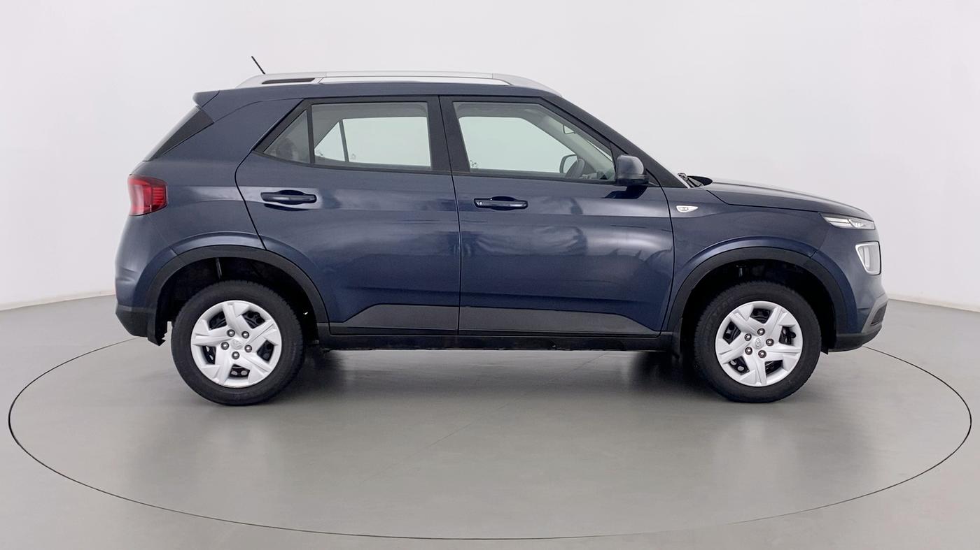 2020 Hyundai VENUE S MT 1.2 KAPPA, Petrol, Manual, 24,562 km, Right Side View