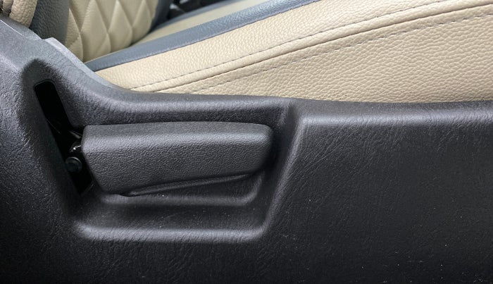 2020 Maruti Alto LXI, Petrol, Manual, 7,899 km, Driver Side Adjustment Panel