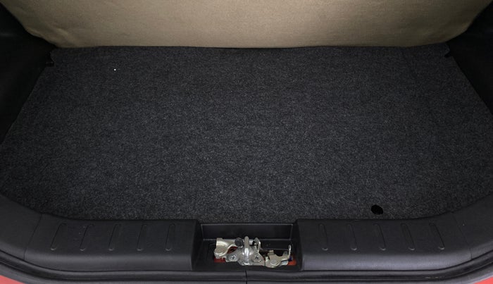 2020 Maruti Alto LXI, Petrol, Manual, 7,899 km, Boot Inside
