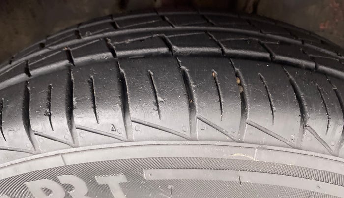 2020 Maruti Alto LXI, Petrol, Manual, 7,899 km, Right Front Tyre Tread