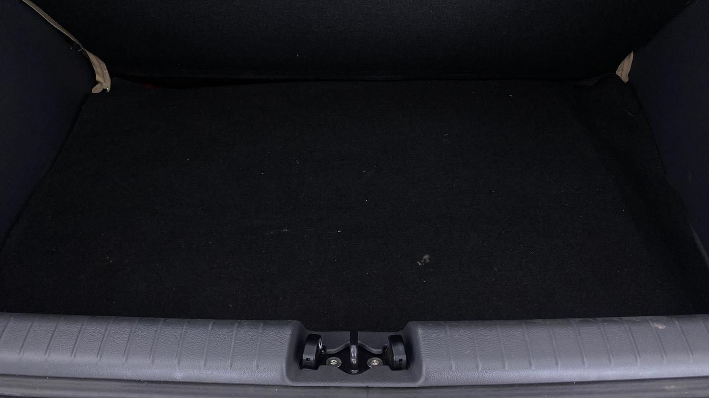 2020 Hyundai GRAND I10 NIOS SPORTZ PETROL, Petrol, Manual, 17,137 km, Boot Inside