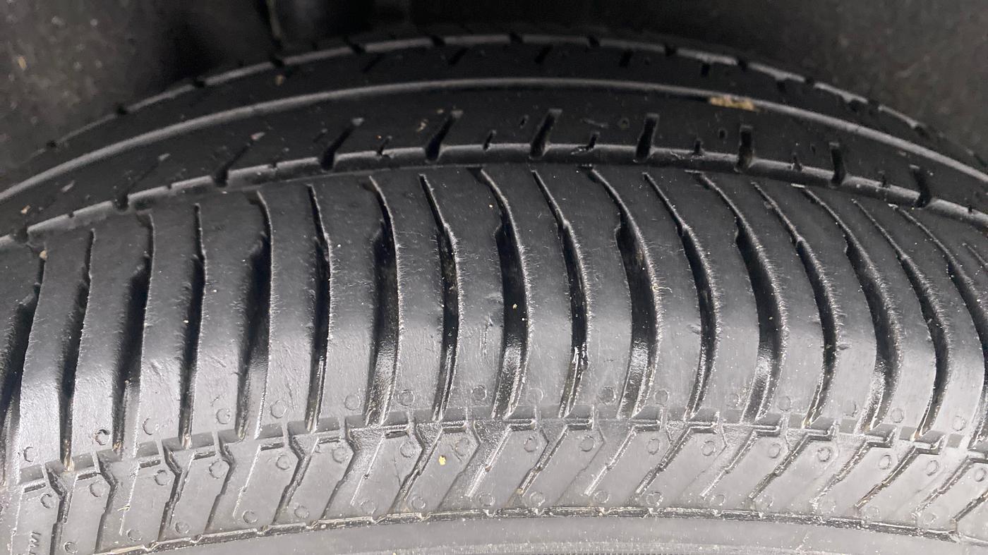 2020 Ford Ecosport 1.5TITANIUM TDCI, Diesel, Manual, 27,616 km, Right Rear Tyre Tread