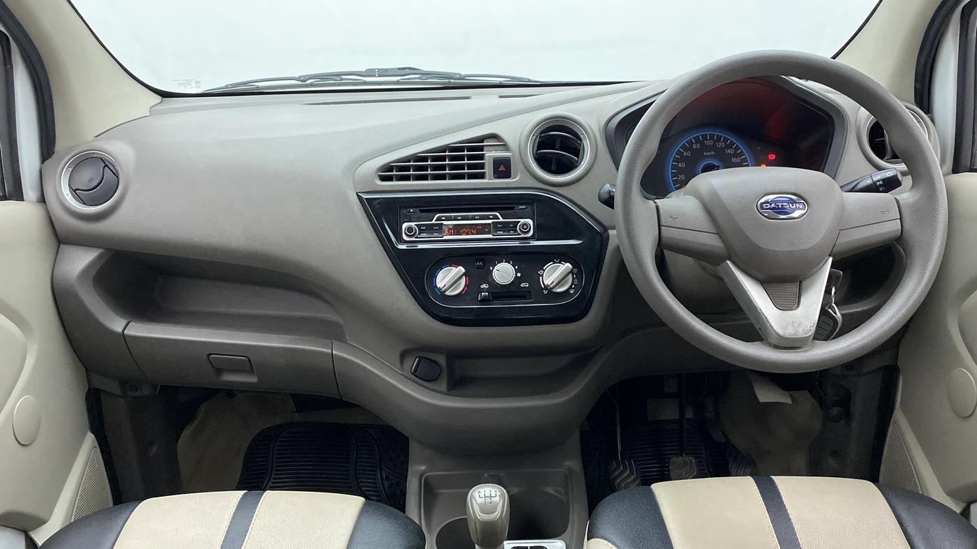 2016 Datsun Redi Go T (O), Petrol, Manual, 24,360 km, Dashboard