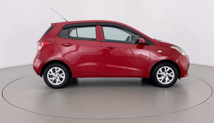 2017 Hyundai Grand i10 SPORTZ 1.2 KAPPA VTVT, Petrol, Manual, 73,586 km, Right Side View