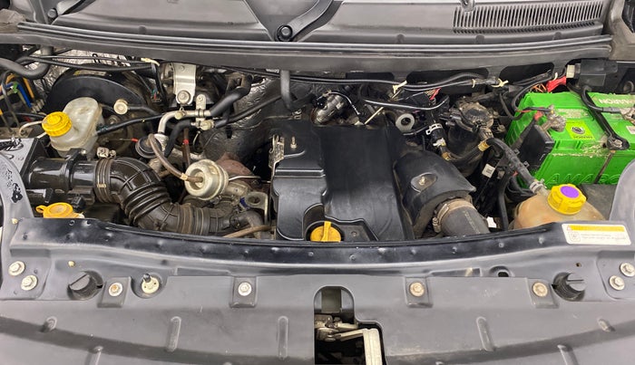2017 Mahindra TUV300 T8, Diesel, Manual, 80,621 km, Open Bonet