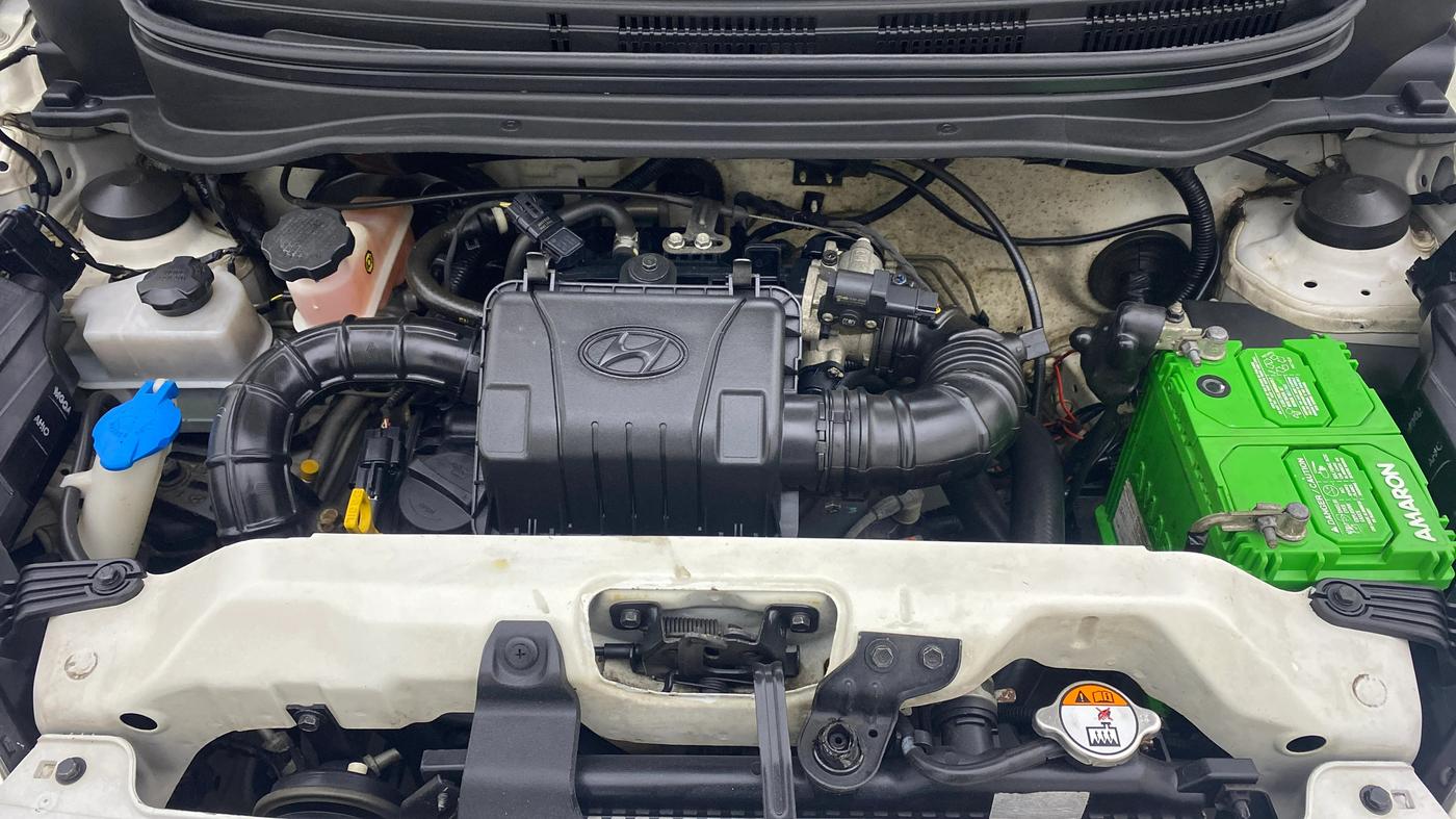 2017 Hyundai Eon MAGNA PLUS, Petrol, Manual, 23,855 km, Open Bonet