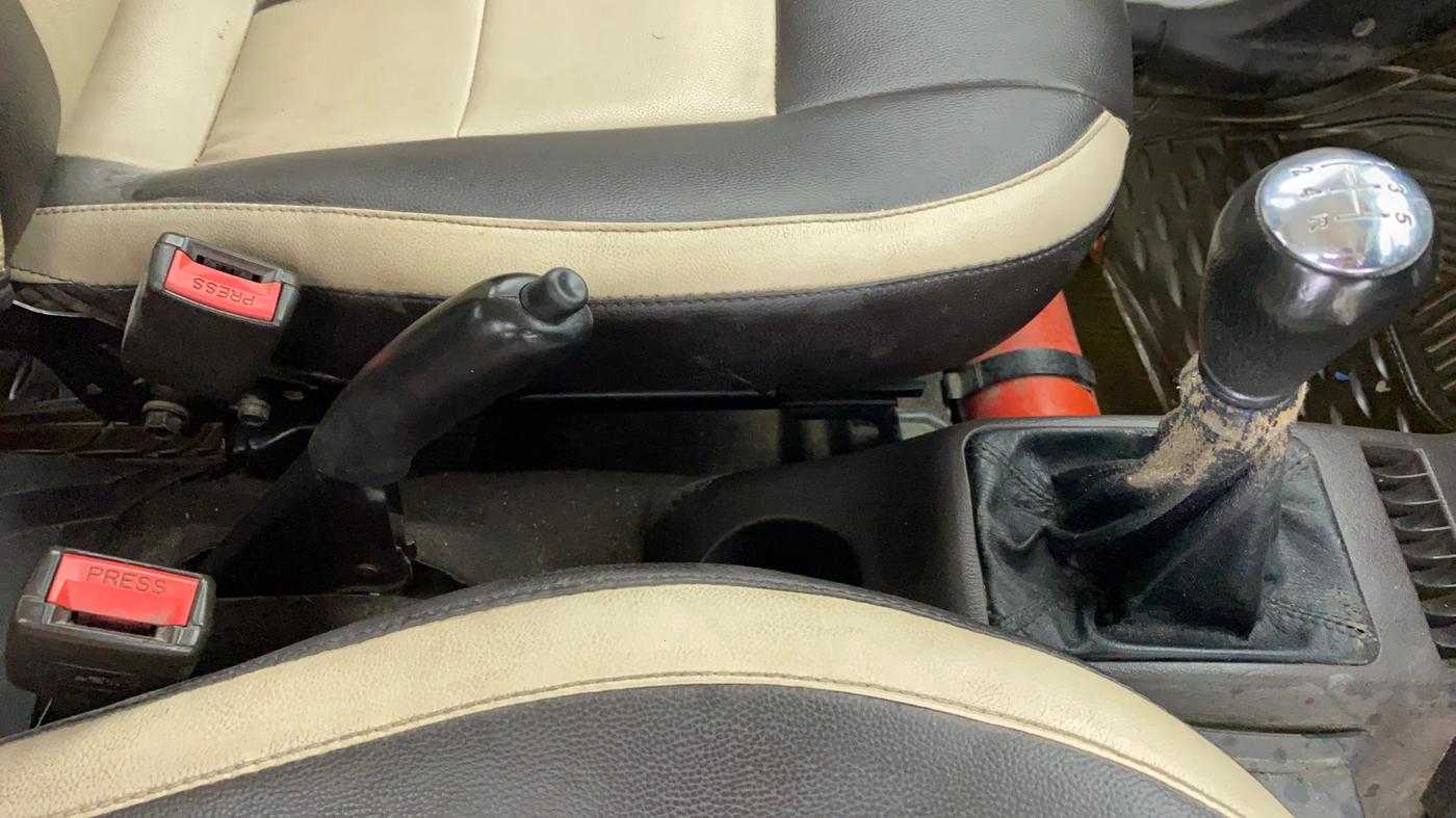 2014 Hyundai Santro Xing GL PLUS, CNG, Manual, 89,083 km, Gear Lever