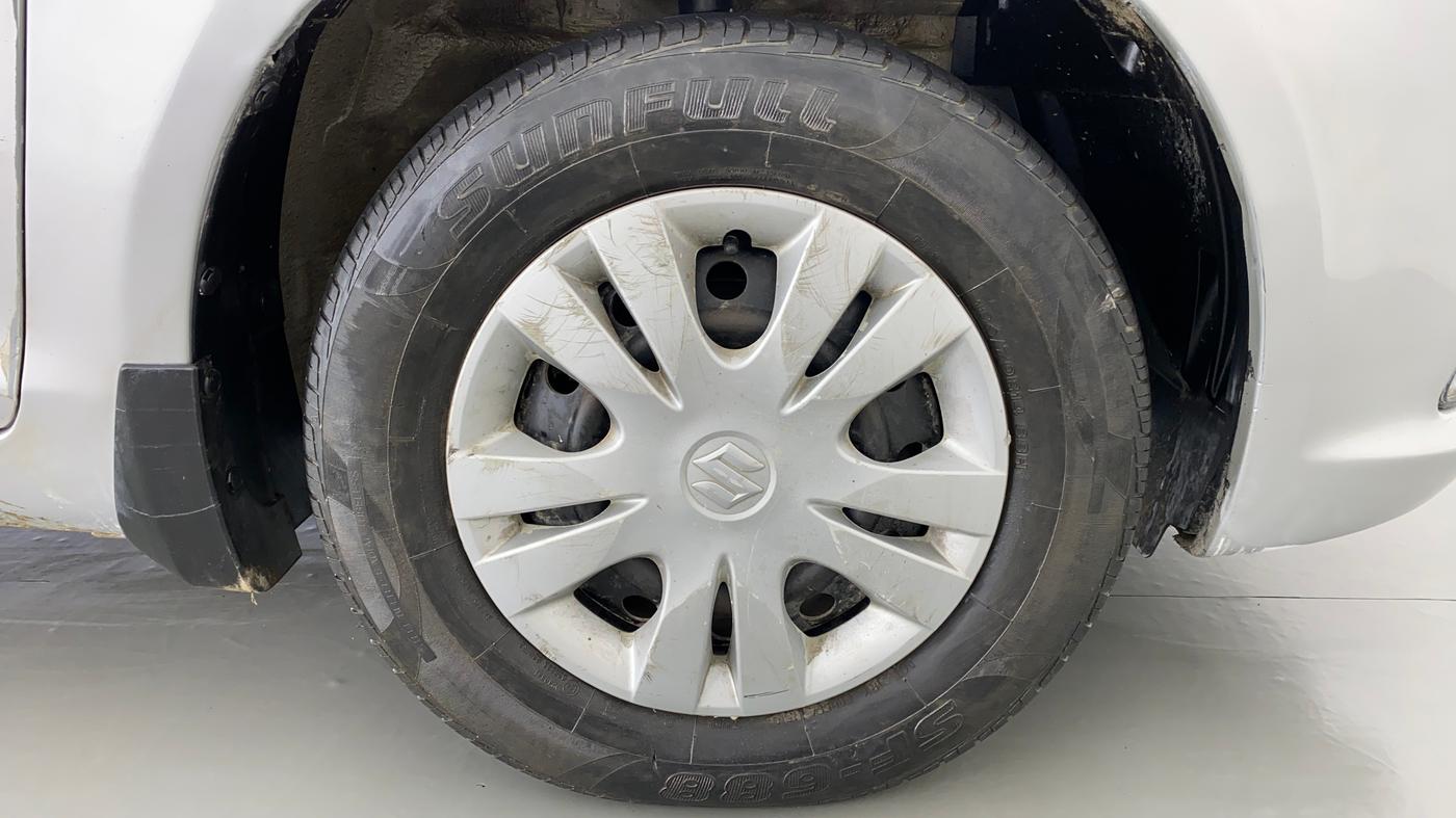2012 Maruti Swift Dzire VXI, Petrol, Manual, 92,545 km, Right Front Wheel