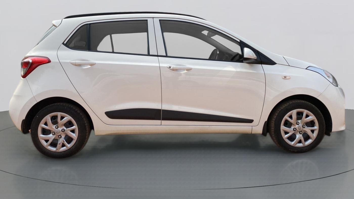 2018 Hyundai Grand i10 MAGNA 1.2 KAPPA VTVT, Petrol, Manual, 10,617 km, Right Side View