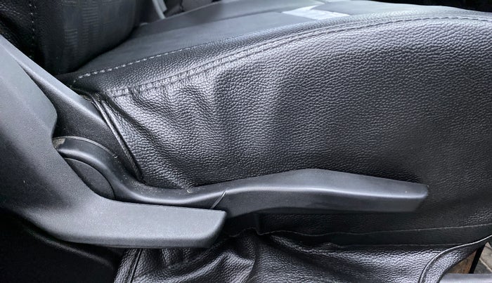 2020 Maruti XL6 ZETA SHVS, Petrol, Manual, 21,791 km, Driver Side Adjustment Panel