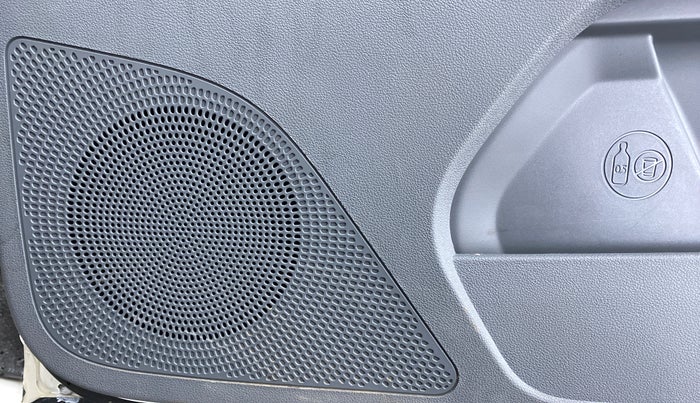 2018 Tata TIGOR Revotron XZA 1.2, Petrol, Automatic, 27,528 km, Speaker