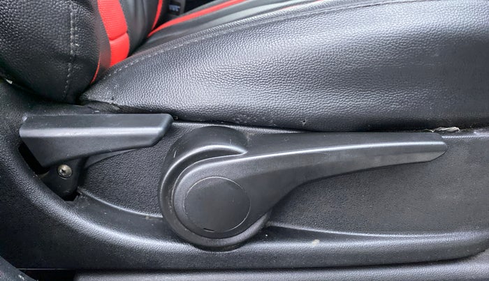 2018 Tata TIGOR Revotron XZA 1.2, Petrol, Automatic, 27,528 km, Driver Side Adjustment Panel