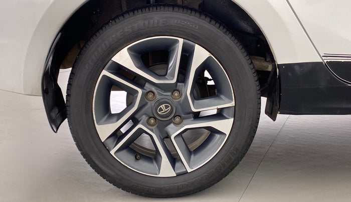 2018 Tata TIGOR Revotron XZA 1.2, Petrol, Automatic, 27,528 km, Right Rear Wheel