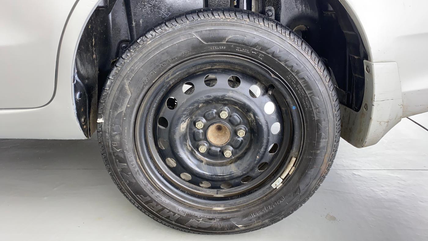 2018 Maruti Ertiga VXI, Petrol, Manual, 65,982 km, Left Rear Wheel