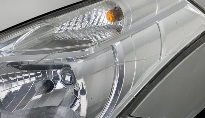 2018 Maruti Ertiga VXI, Petrol, Manual, 65,982 km, Left headlight - Minor scratches