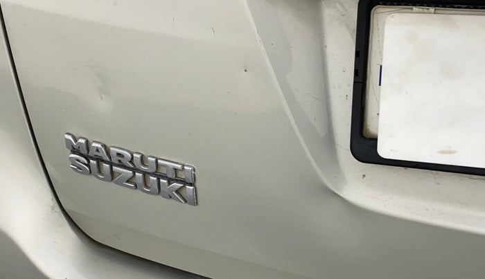 2018 Maruti Ertiga VXI, Petrol, Manual, 65,982 km, Dicky (Boot door) - Slightly dented