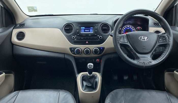2016 Hyundai Grand i10 SPORTZ 1.2 KAPPA VTVT, CNG, Manual, 63,756 km, Dashboard